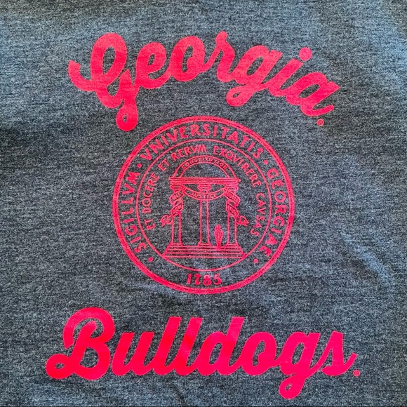 University of Georgia Tee🐾 - Picture 3 of 5
